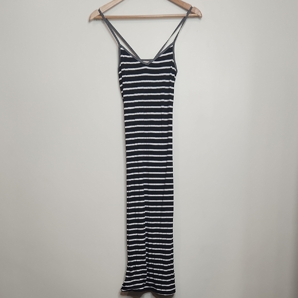 Stem Striped Black and White Maxi Dress Women's‎ - Picture 1 of 4